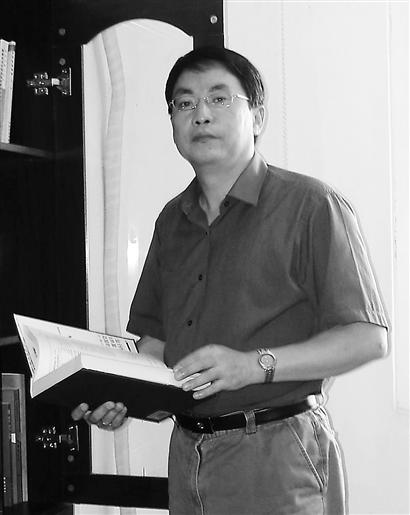 也许是天公作美,尽管会议日程安排得非常紧凑,阮仁满院长还是非常爽快